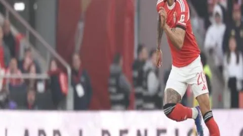 阿斯：退役两年后，克罗斯回归皇马下赛季，职位形式未定